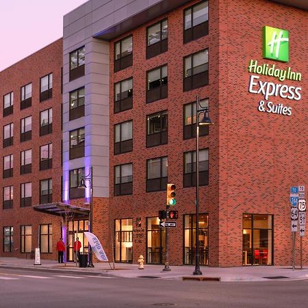 Holiday Inn Express & Suites - Tulsa Downtown - Arts District By Ihg Kültér fotó