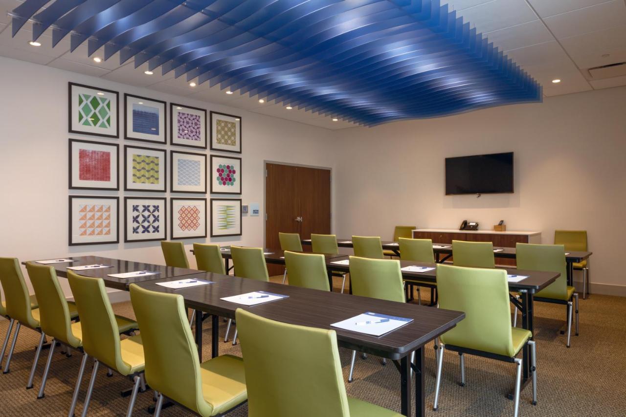 Holiday Inn Express & Suites - Tulsa Downtown - Arts District By Ihg Kültér fotó