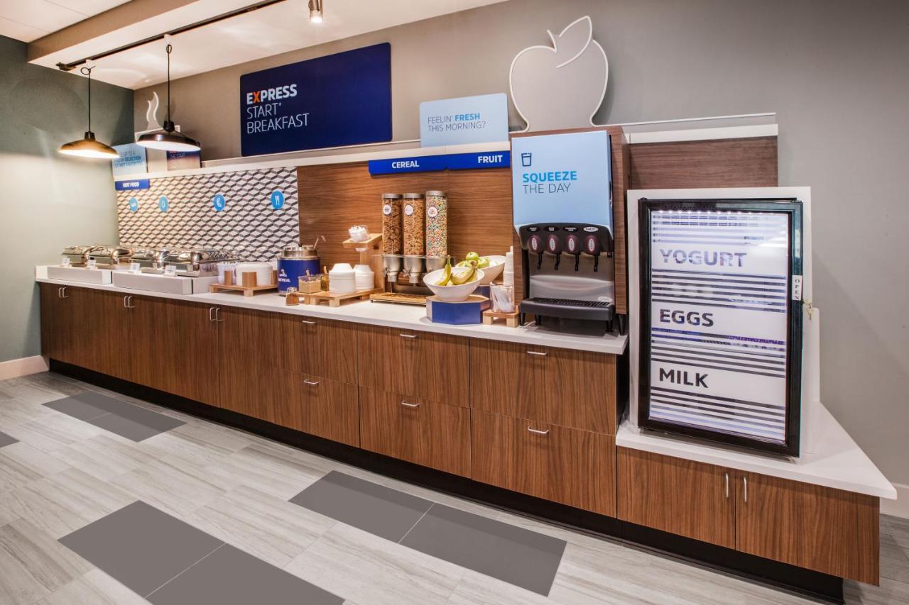 Holiday Inn Express & Suites - Tulsa Downtown - Arts District By Ihg Kültér fotó